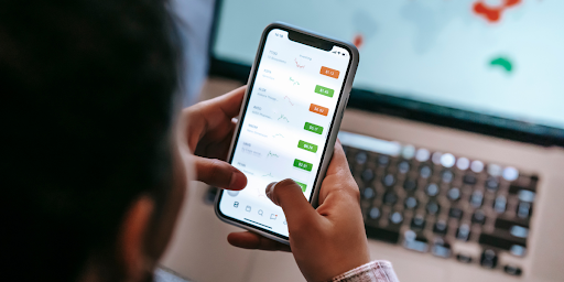 Why Hybrid Mobile App Development is Gaining Popularity in 2025